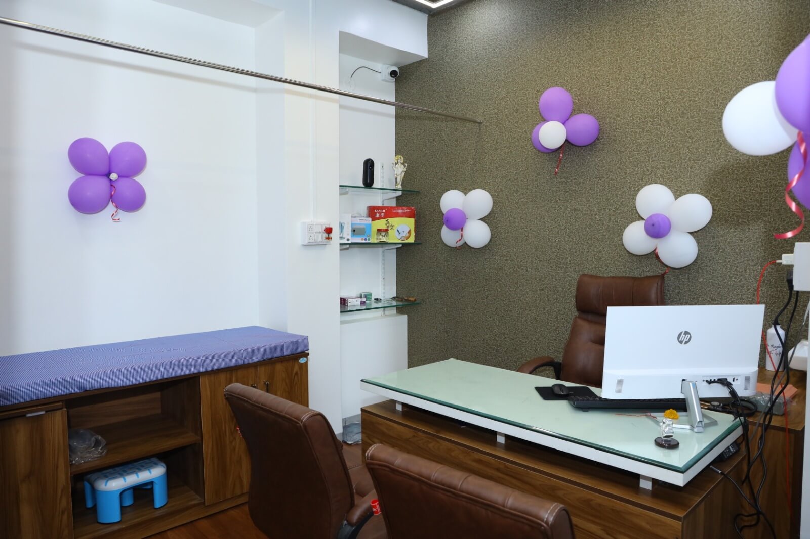 Charkha Hospital Cabin